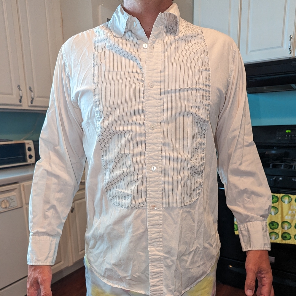 White button up dress shirt, Medium